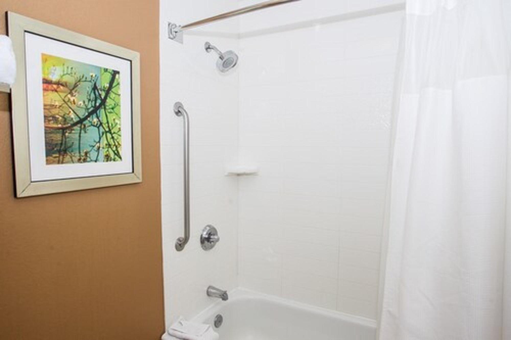 Fairfield Inn & Suites By Marriott Boston Milford Extérieur photo