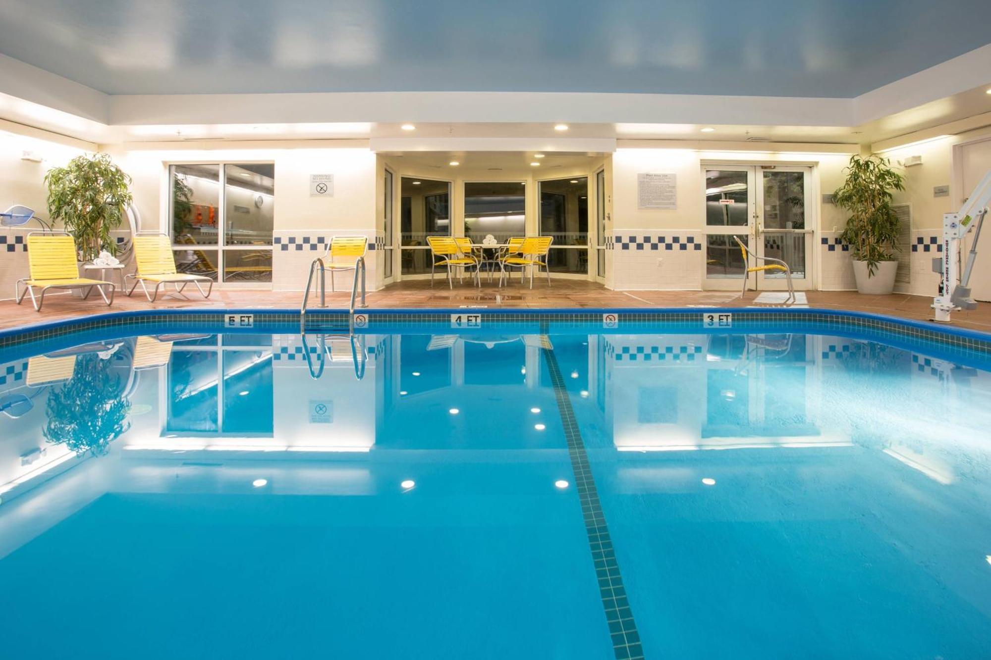 Fairfield Inn & Suites By Marriott Boston Milford Extérieur photo