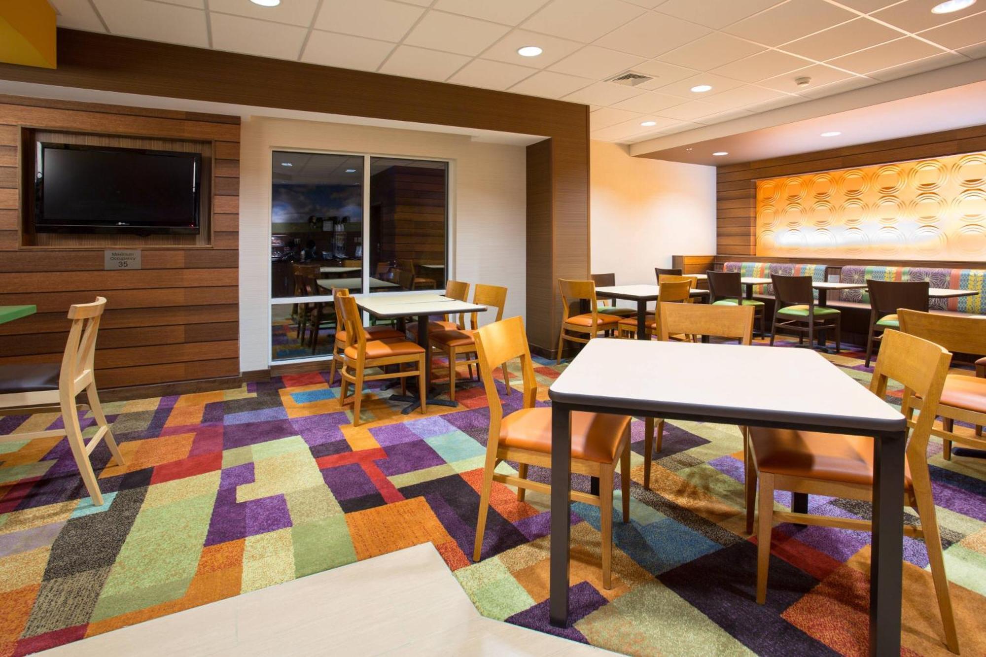 Fairfield Inn & Suites By Marriott Boston Milford Extérieur photo